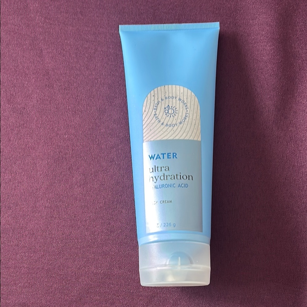 Bath & Body Works Water Ultra Hydration Body Cream – Blue | 8 oz {NWT}